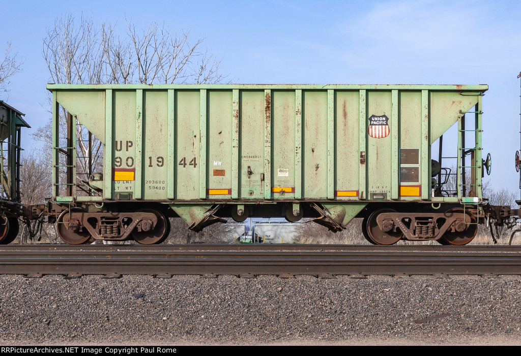 UP 901944 2-bay Hopper Car in MofW service on the UPRR at